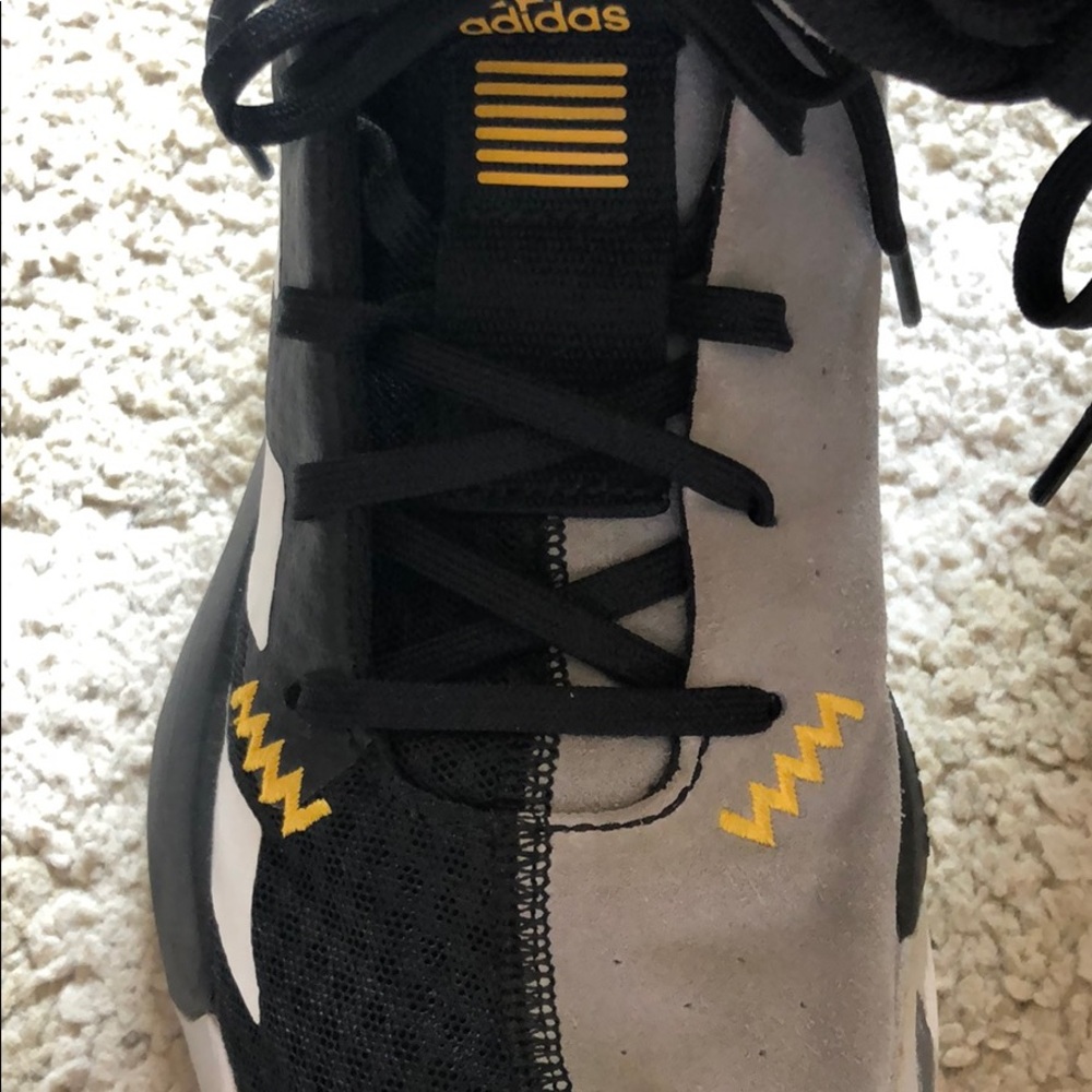 Adidas Basketball high top shoes